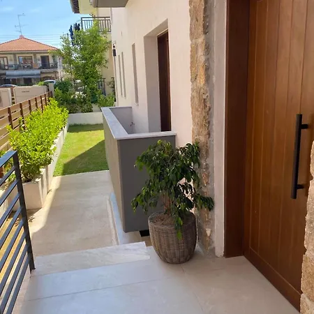 αura Luxury 3* Ierissós