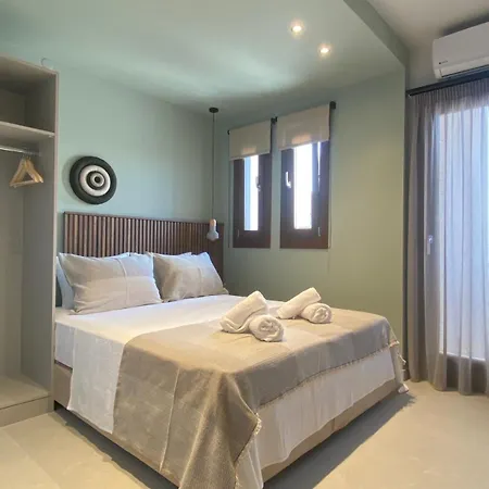 αura Luxury Hotel