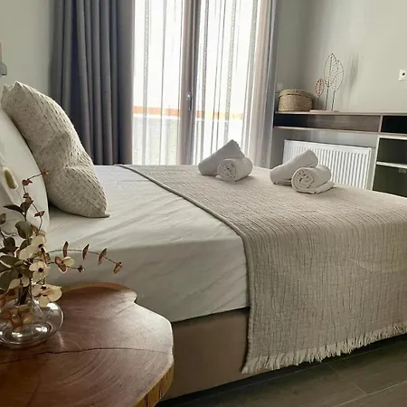 Hotel αura Luxury 3*