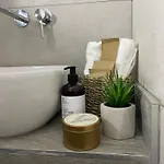 αura Luxury Hotel 3*